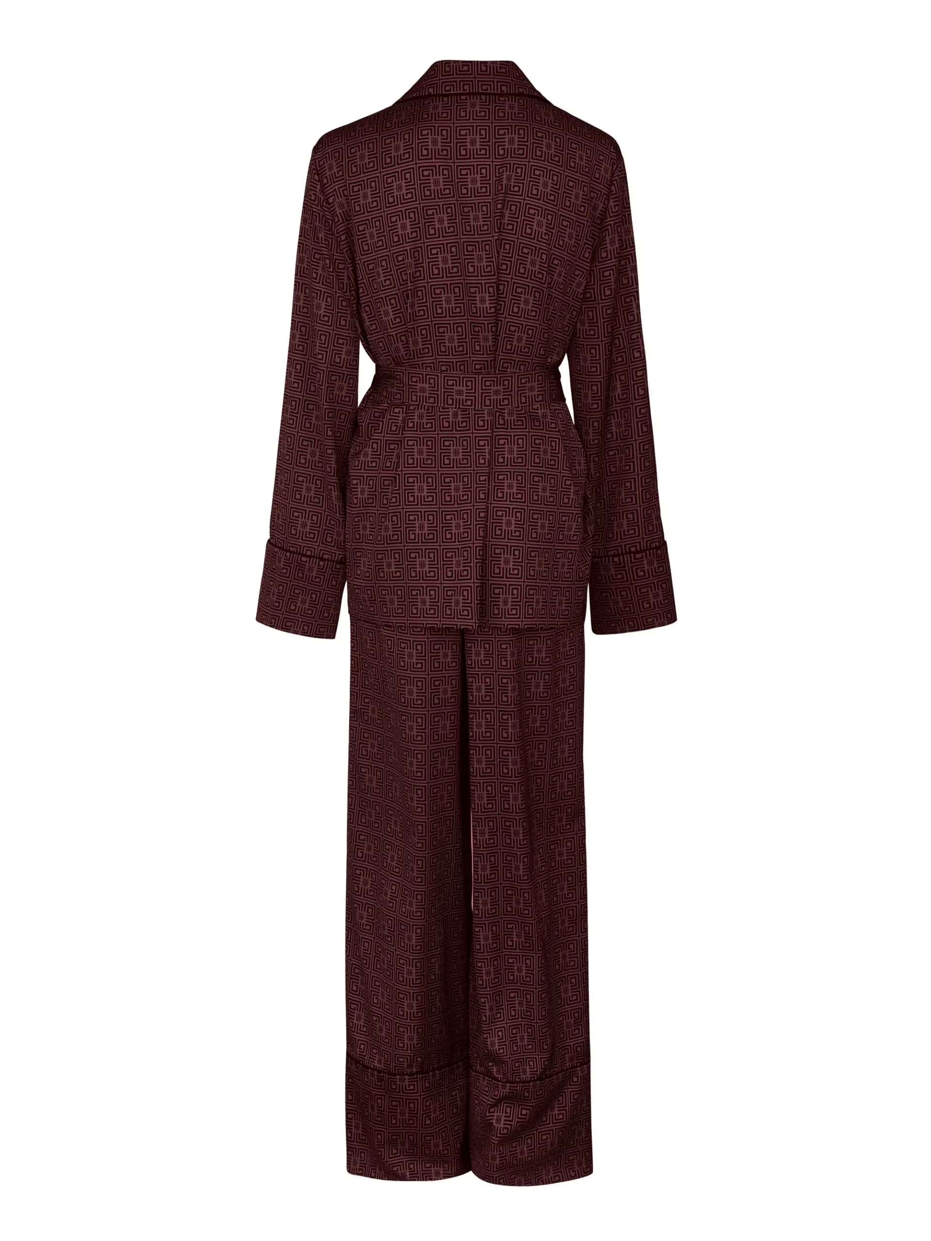 Пижамный костюм Humariff